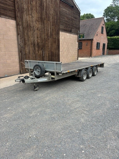 Ifor Williams 16ft Tri Axle Trailer.