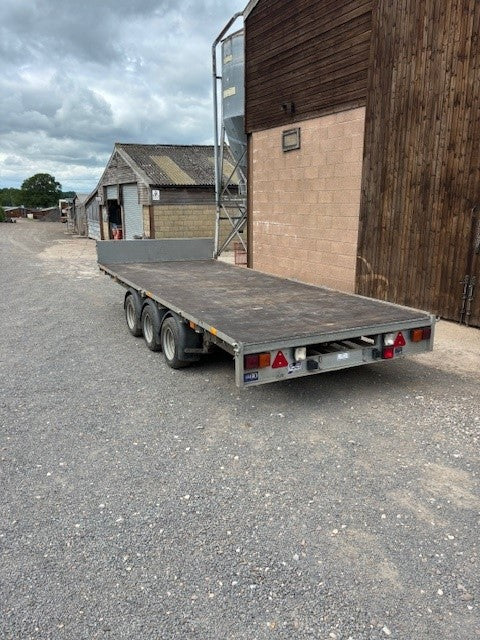 Ifor Williams 16ft Tri Axle Trailer.