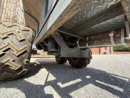 Feed Blower Trailer for Wheat and pellet.