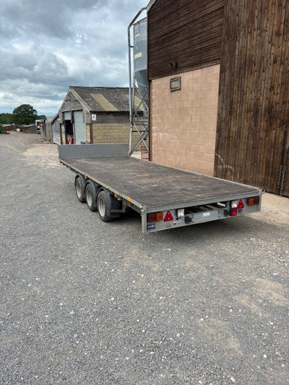 Ifor Williams 16ft Tri Axle Trailer.
